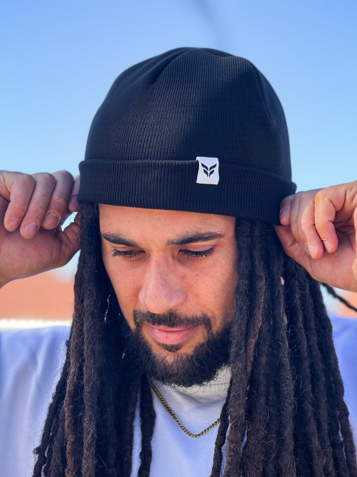 FLITE-BEANIE-BLK-DREW.png
